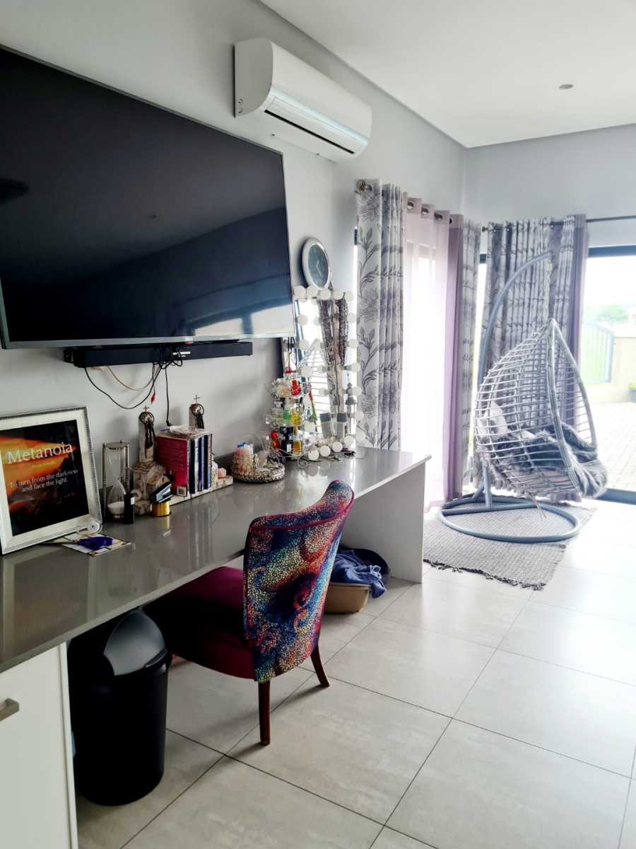 4 Bedroom Property for Sale in Heron Banks Golf Estate Free State